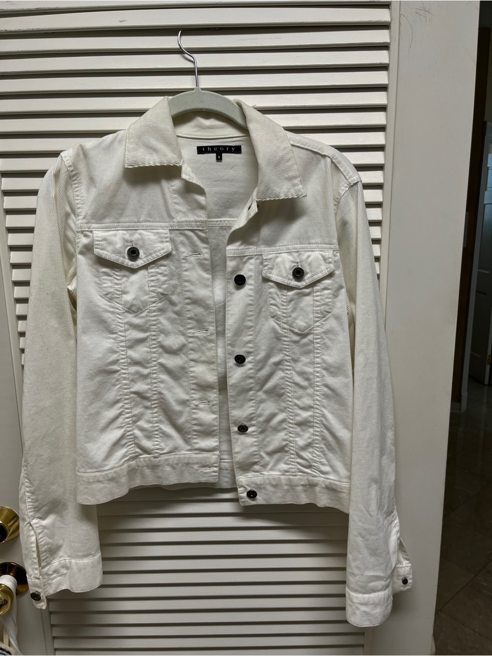 Theory Classic White Denim Jacket Size S Minimalist Effortless Layering